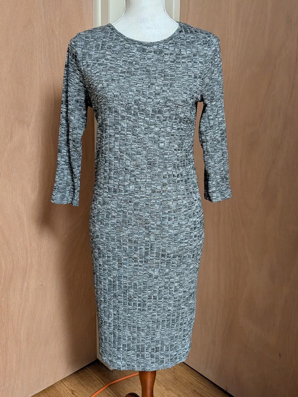 Motherhood Maternity Gray Marled Knit Sheath Dress 3/4 Sleeve Stretch